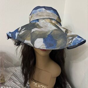 Floral Blue and White Women's Sun Hat